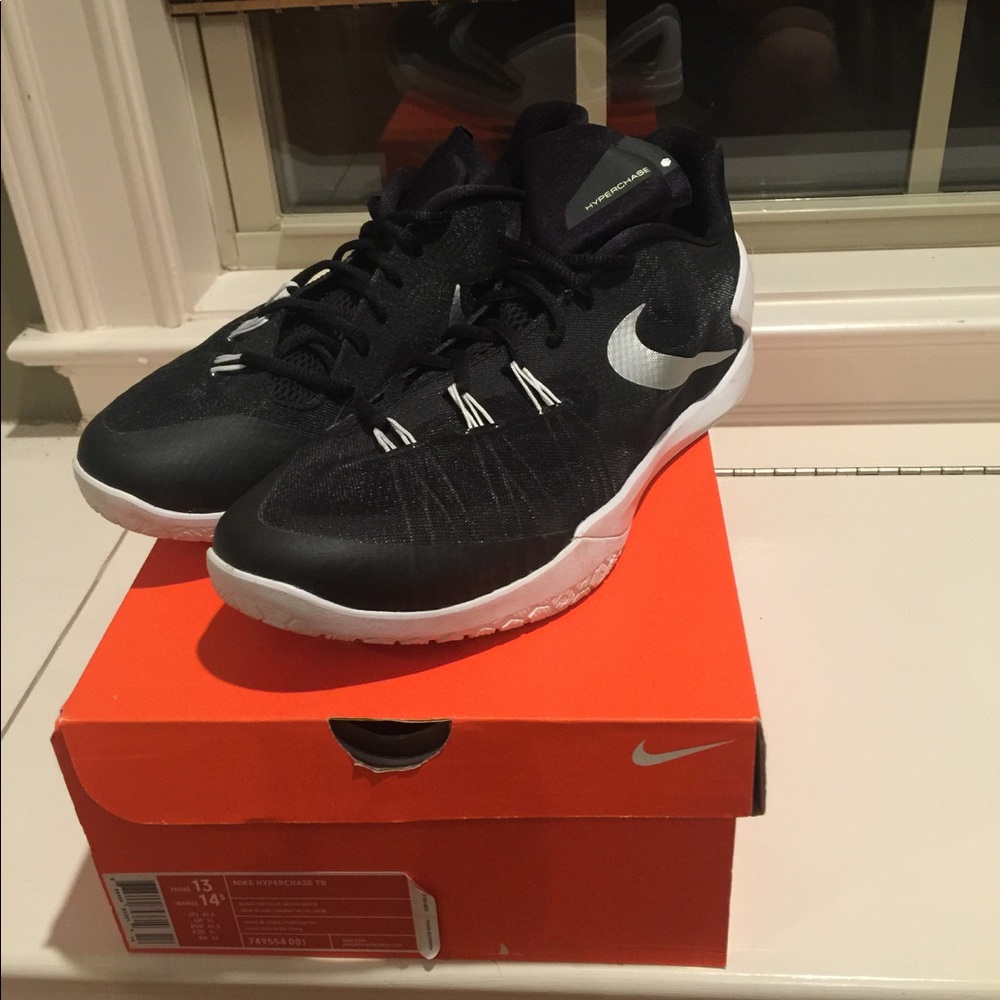Nike HyperChase TB Basketball Shoe